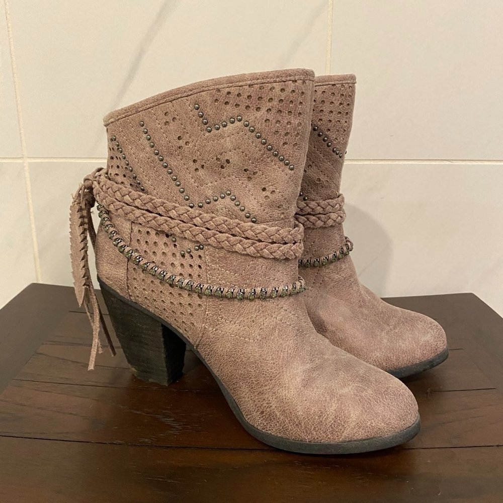 Short Boots